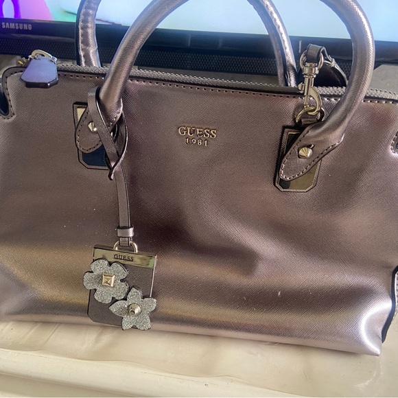 Guess Metallic Crossbody Bag - Picture 6 of 6